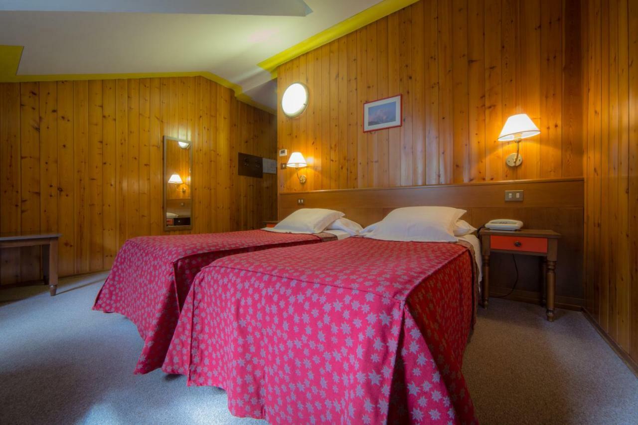 Hotel Beau Sejour Pre-Saint-Didier Exterior photo